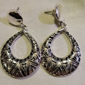 Beautiful Silver Earrings hollow out oval drop large textured teardrop